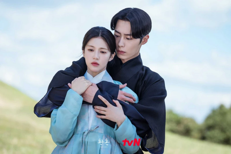 '환혼: 빛과 그림자' 시즌 2 리뷰: 어둠 속에서 피어난 운명적 사랑, 새로운 여주인공과 함께한 마법 같은 결말 10 Alchemy of Souls208