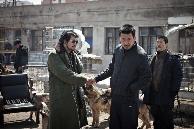 '황해' 리뷰: 156분간 펼쳐지는 절망의 미로, 한국 영화사 최고의 추격 서사시 9 The Yellow Sea06