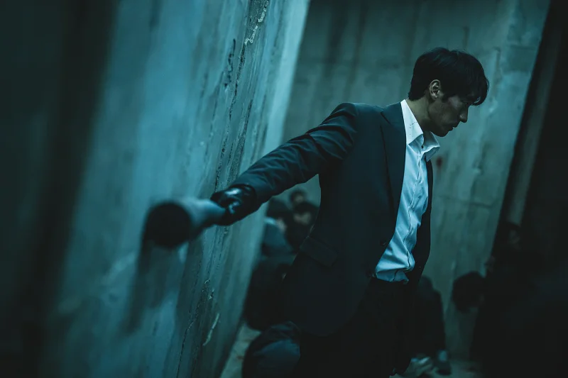 '광장' 리뷰: 소지섭 13년 만의 액션 복귀작 9 Mercy for None02