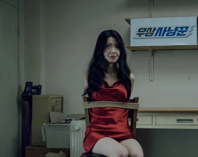 '스트리밍' 리뷰: 강하늘의 광기 어린 열연, 주작 방송이 불러온 파멸적 진실 11 Streaming3