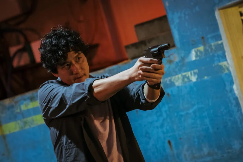 '야당' 리뷰: 강하늘과 유해진이 완벽하게 구현한 마약 수사 뒷거래의 민낯 12 YADANG04