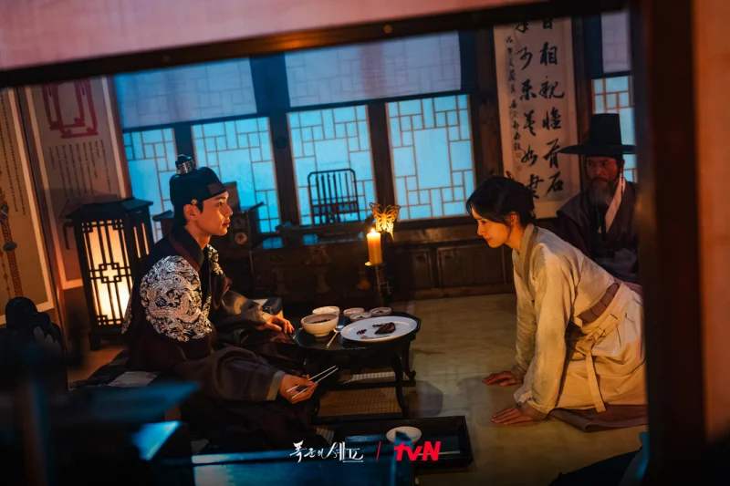 '폭군의 셰프' 리뷰: 당신의 심장을 요리할 2025년 최고의 미식 로맨스 10 Bon Appetit Your Majesty6