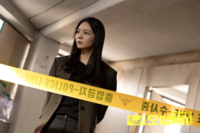 '모범택시 1' 리뷰: 법이 외면한 정의, 김도기 기사의 짜릿한 '사적 복수 대행' 통쾌극 16 Taxi Driver13