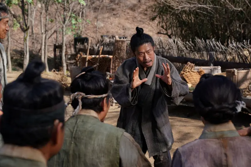 '왕과 사는 남자' 리뷰: 결말의 묵직한 여운, 우리가 몰랐던 영월 청령포의 진실 3 The Kings Warden5 1