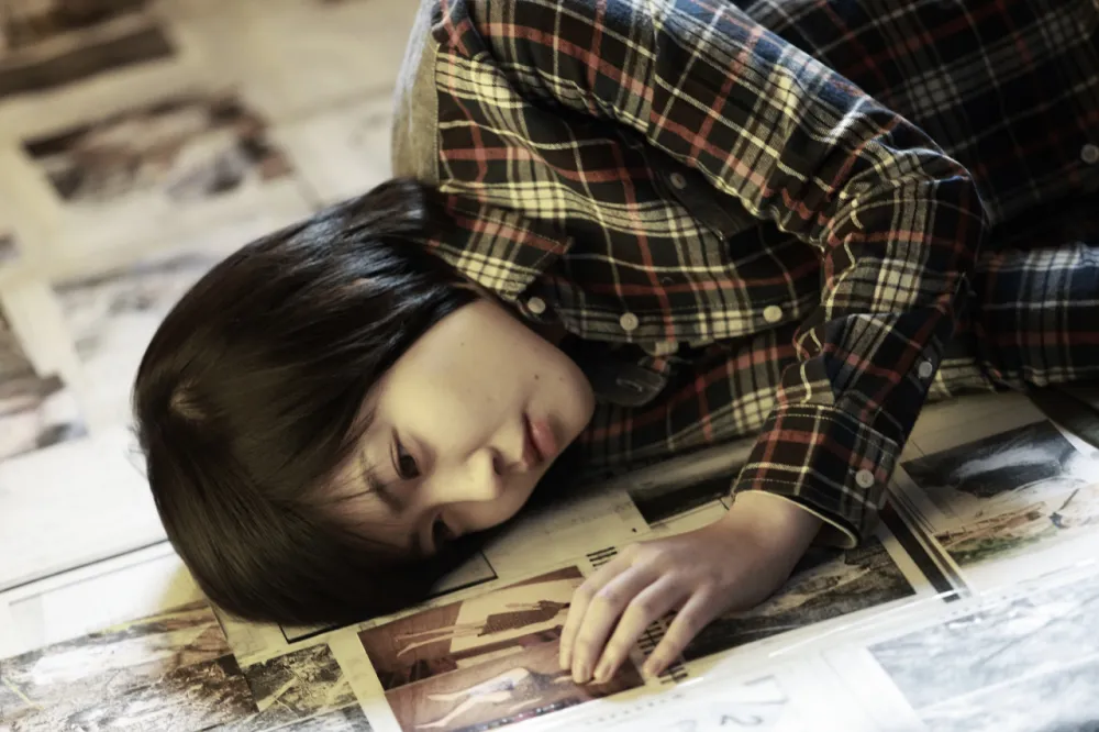 '널 기다리며' 리뷰: 괴물을 잡기 위해 기꺼이 심연으로 뛰어든 순수한 광기 2 Missing You2