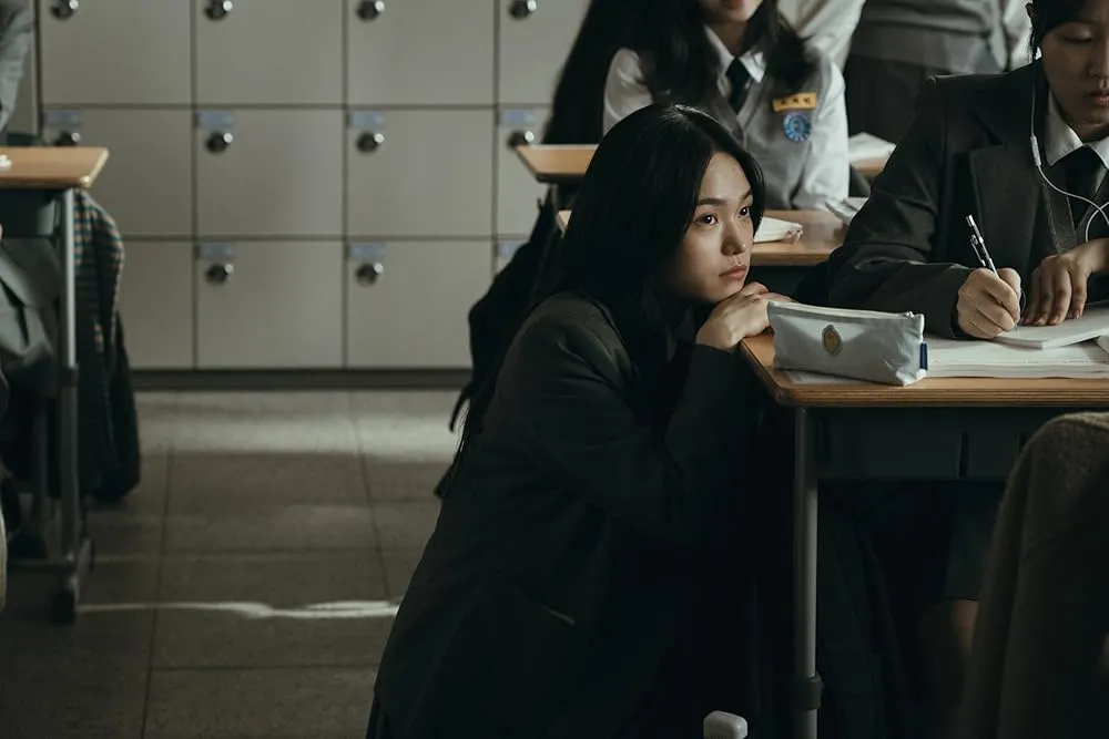 '기리고' 리뷰: 0과 1 사이로 전이된 원한, 그 서늘한 알고리즘이 부리나케 쫓는 비극 5 If Wishes Could Kill5