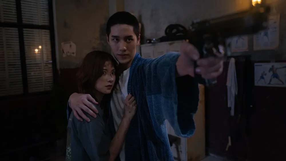'친애하는 나의 킬러' 리뷰: 도주하는 차 안에서 완성된 처절하고 숭고한 핏빛 순애보 2 My Dearest Assassin6