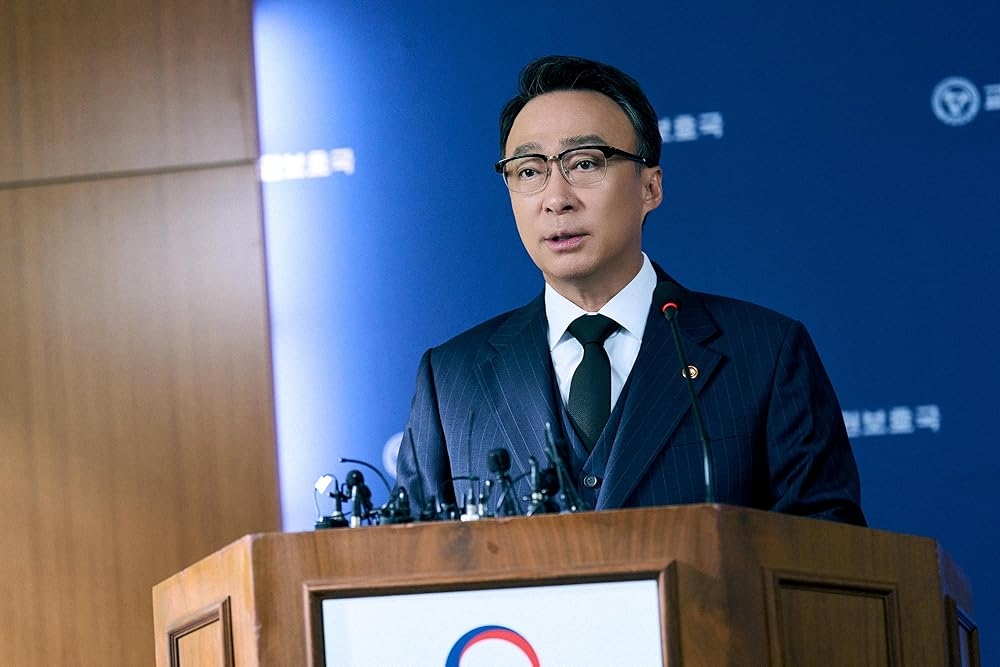 '참교육' 리뷰: 시스템의 붕괴를 뒤흔드는 원초적 판타지와 불완전한 정의 5 Teach You a Lesson3