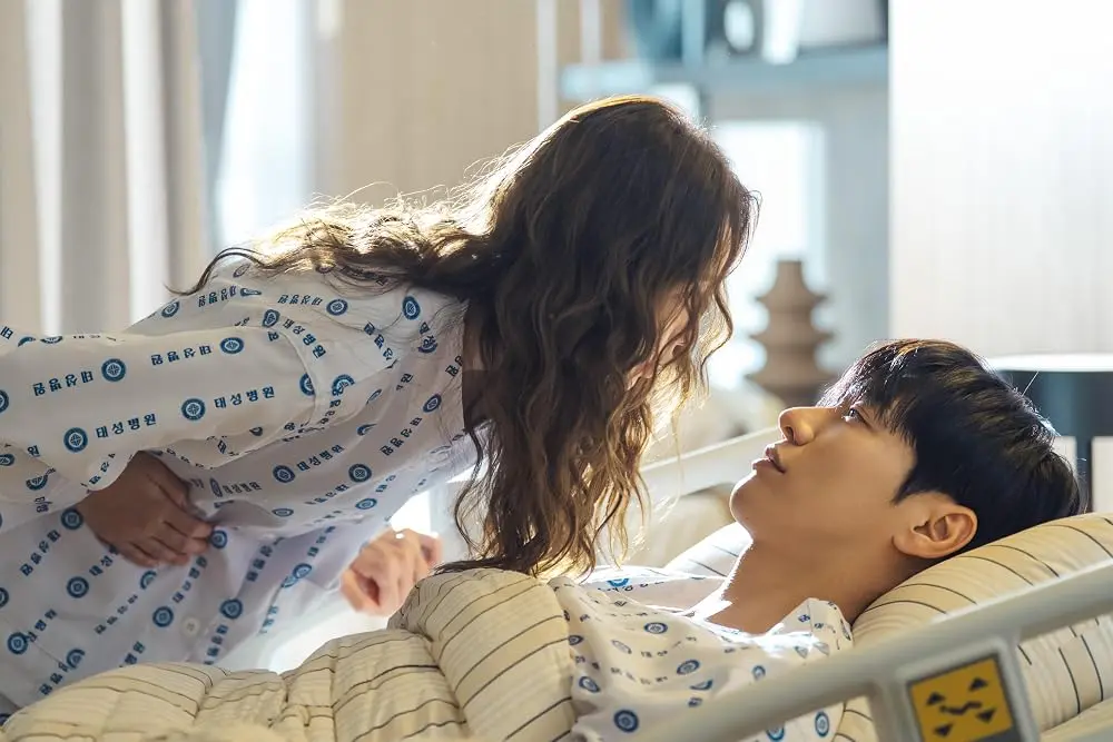 '나를 충전해줘' 리뷰: 방전된 생명과 넘치는 온기가 만난 찌릿한 스파크의 기록 2 Take Charge of My Heart1
