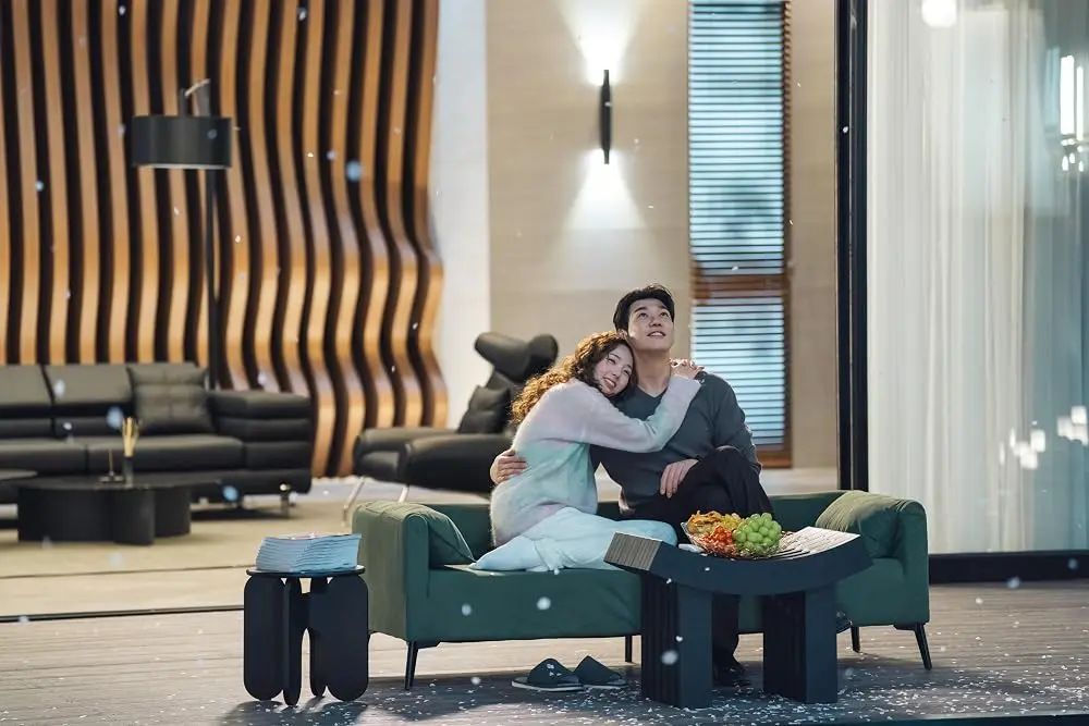 '나를 충전해줘' 리뷰: 방전된 생명과 넘치는 온기가 만난 찌릿한 스파크의 기록 4 Take Charge of My Heart3